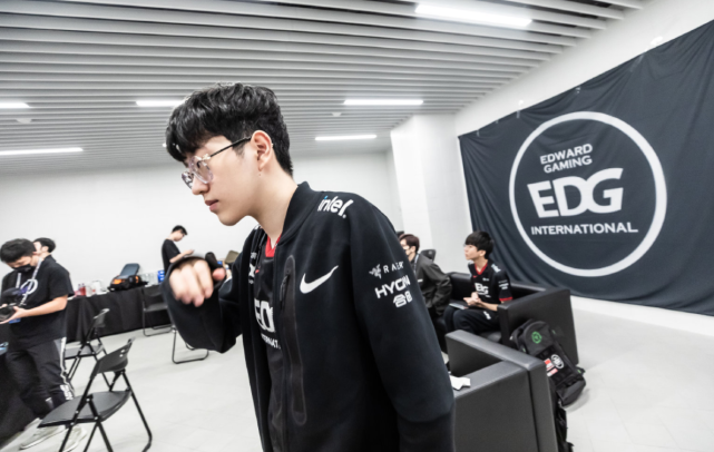 优势的比分 优势的比分