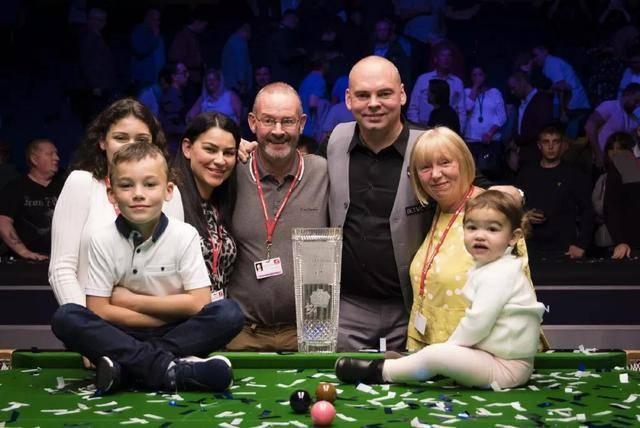 发起进攻 发起进攻