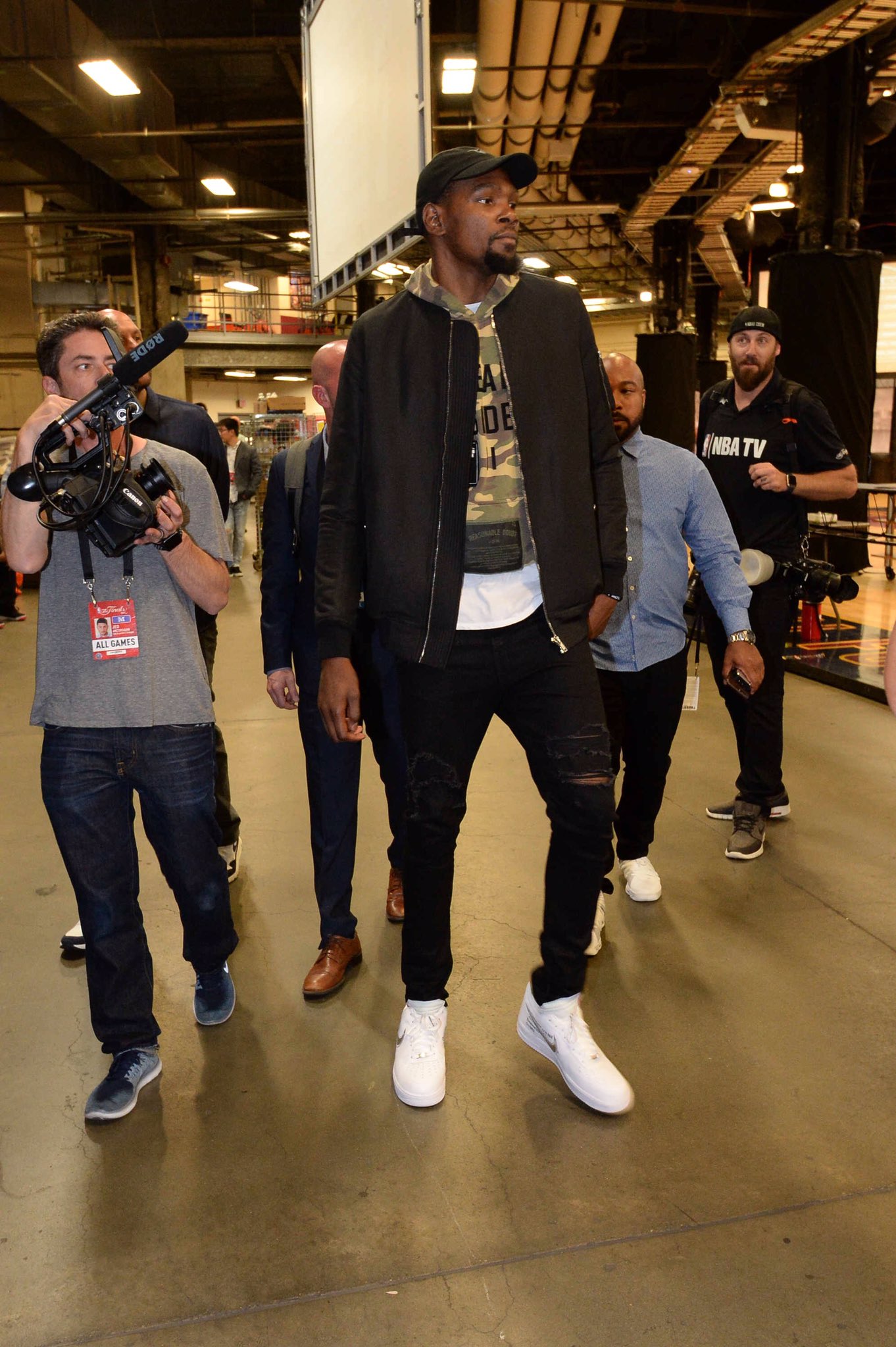 住在塔楼 住在塔楼