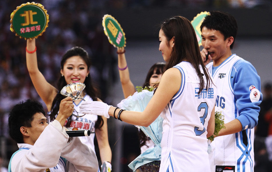 理与品牌信 理与品牌信